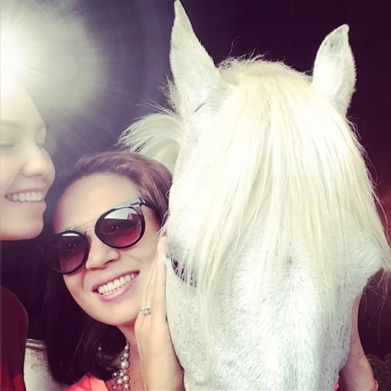 La cantante y la conductora convivieron unos días en la Gran Manzana y presumieron su encuentro en Twitter e Instagram.