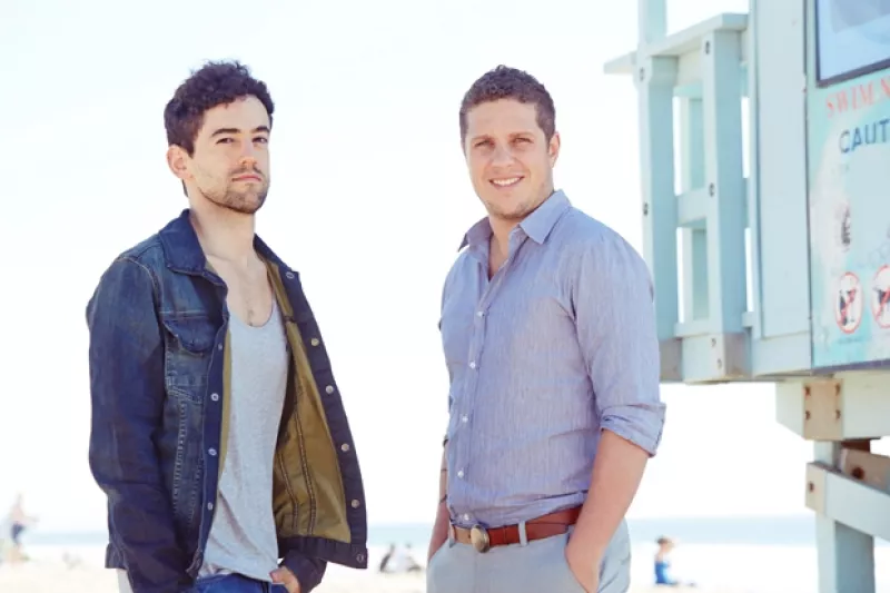 Platicamos con el actor que romperá récord, junto con el equipo de 'Los Nobles', como los primeros en crear una serie para Netflix en Latinoamérica.