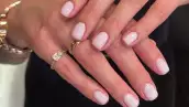 trendy short nails .jpg