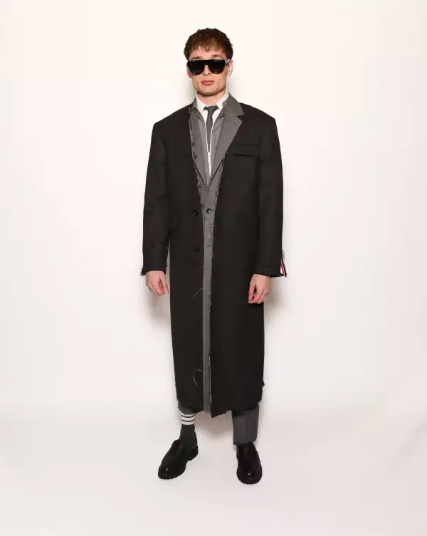 peso-pluma-thom-browne