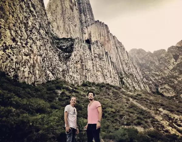 Bárbara tomó esta imagen de su amigo y su esposo en la Huasteca en Monterrey.