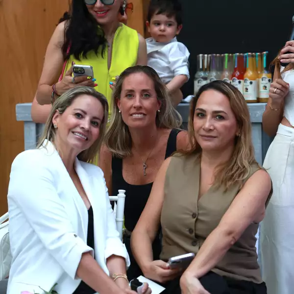 Bea Ibarra, Alicia Moreno y Mayra Ramírez 