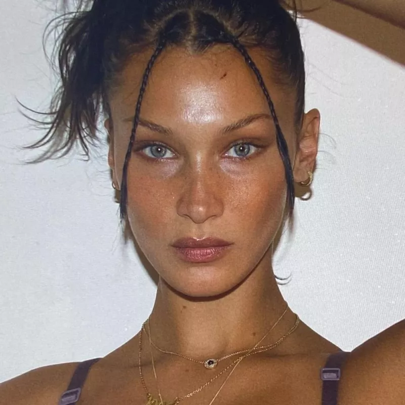 bella-hadid.jpeg