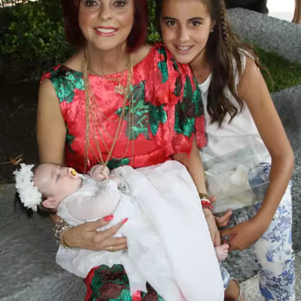 Diana López Arriola con Lucía Hermosillo y Natalia Mabarak