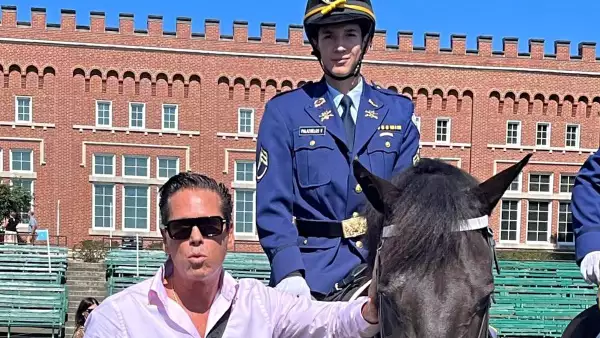 roberto-palazuelos-hijo (1).jpg