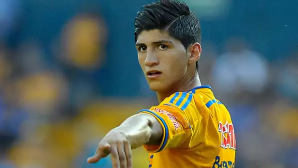 Autoridades de Tamaulipas aseguraron que el detenido es esposo de una prima del futbolista, y también se encontraba en la fiesta a la que acudió el jugador esa noche.