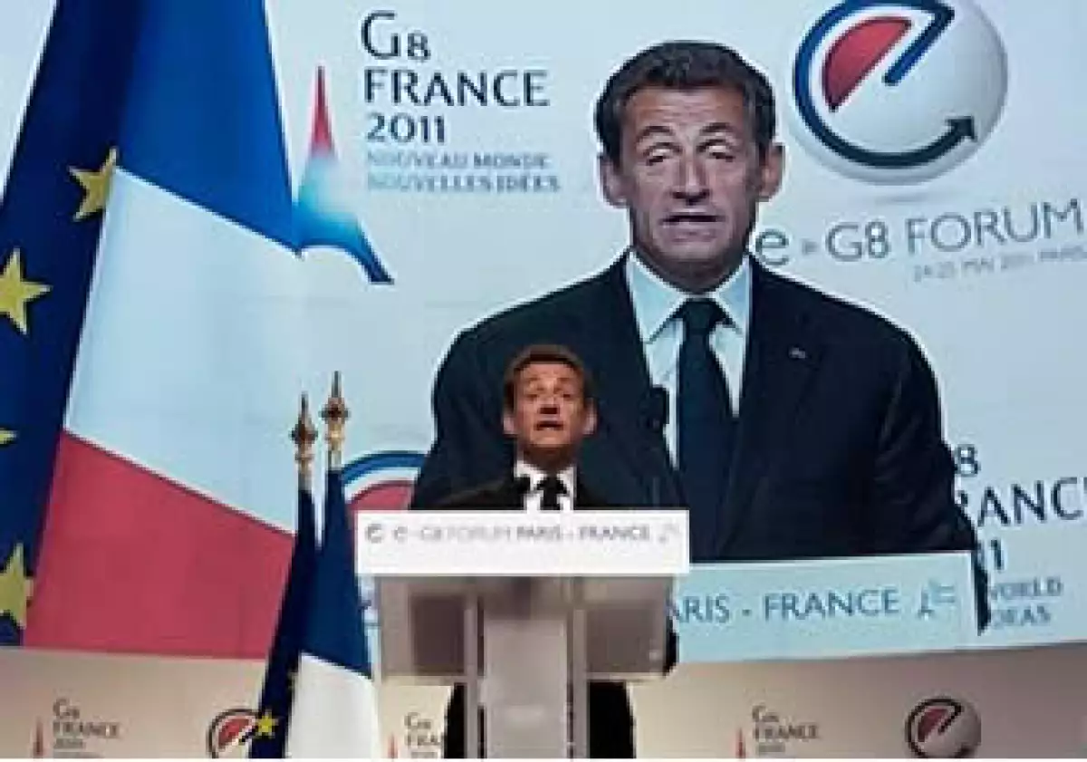 El mandatario francés. Nicolas Sarkozy, recordó a los asistentes al foro, su responsabilidad sobre la privacidad y los derechos de autor. (Foto: AP)