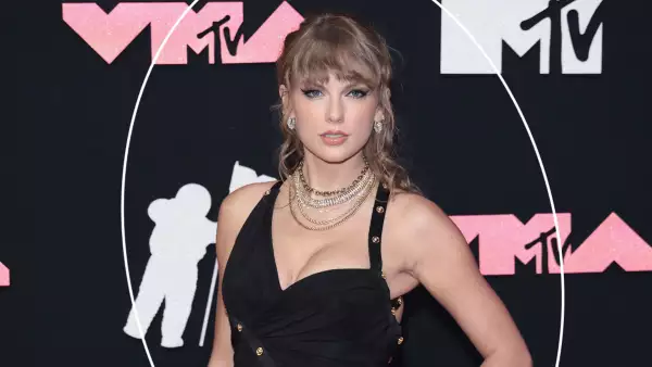 taylor-swift-vmas.jpg