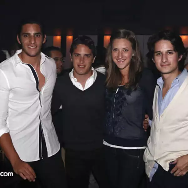 Alexe Stanis, Fernando Zetter, Daniela Prado y Nicolás García