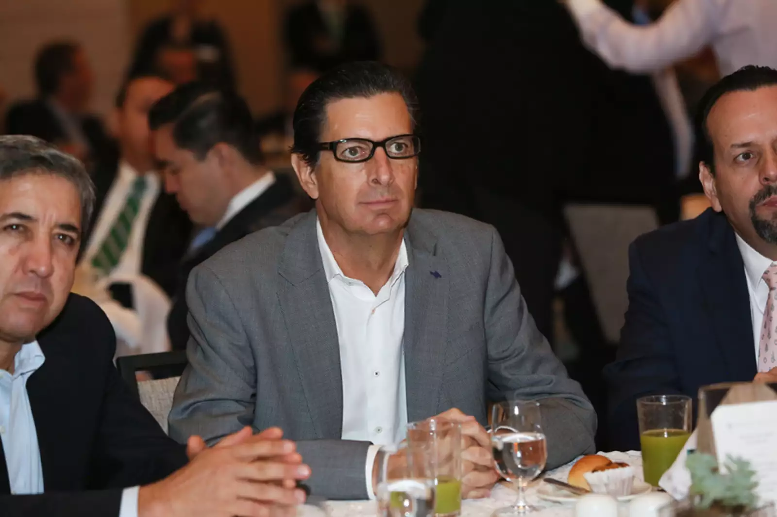 100 años de confiar