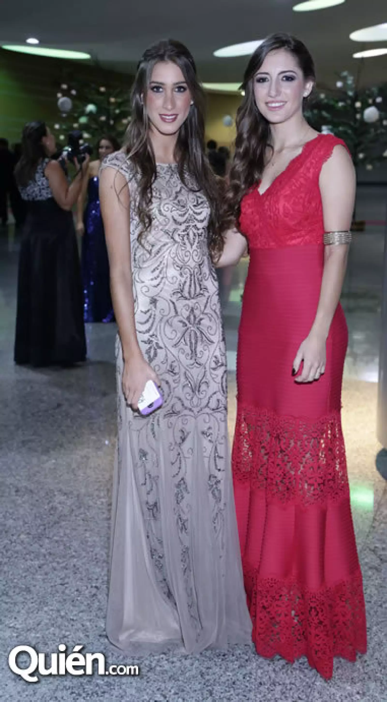 Isabela Roldan y María García