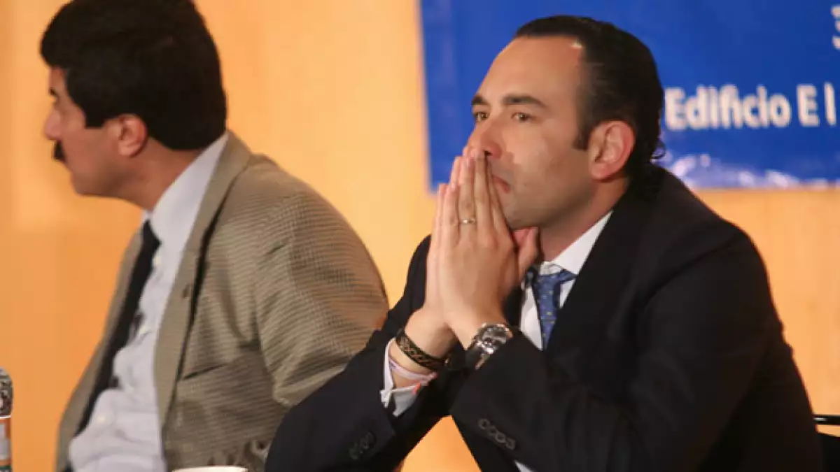 El legislador panista Roberto Gil Zuarth planteó dar vuelta de hoja al tema del pacto entre César Nava y Beatriz Paredes