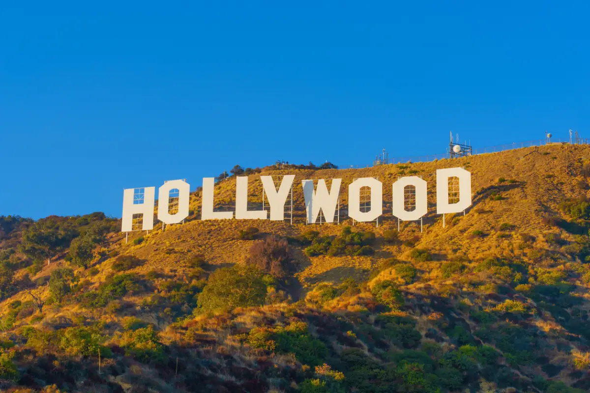 Hollywood 