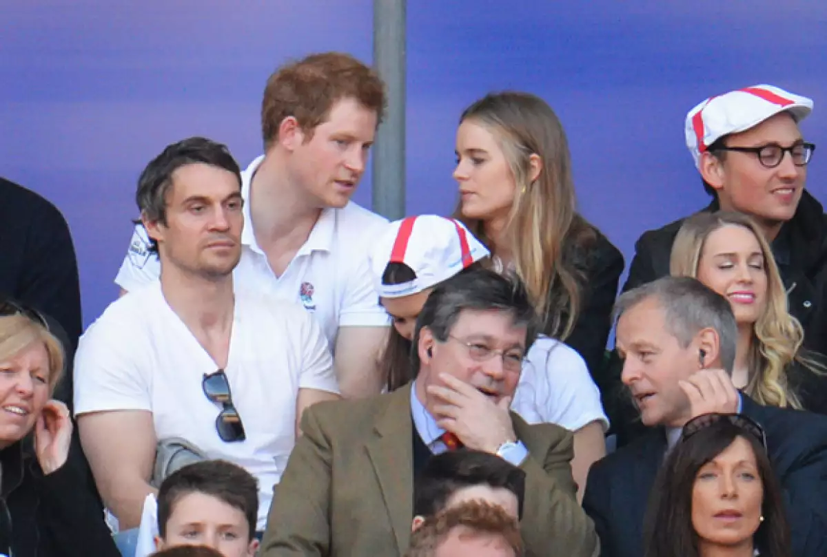 Cressida y el príncipe Harry, cuando tenían una relación, en marzo del año pasado en un partido en Londres.