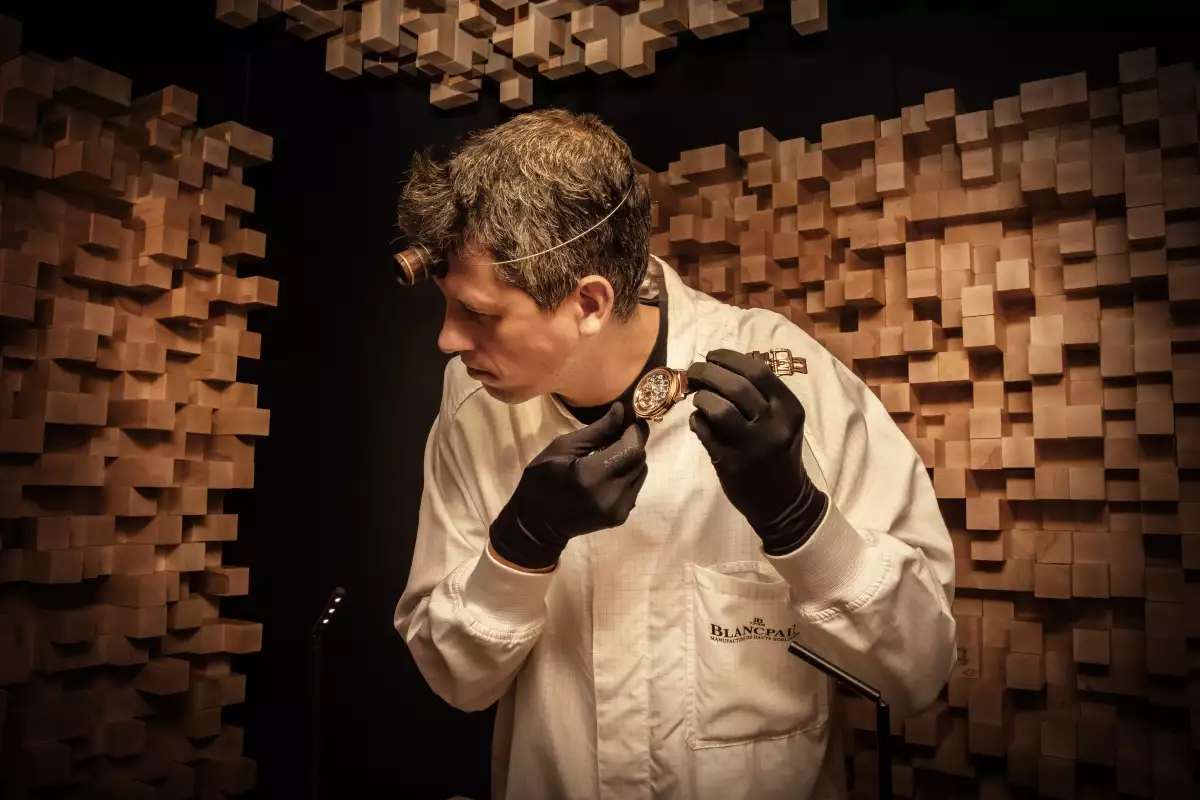 Yoann in the acoustic chamber