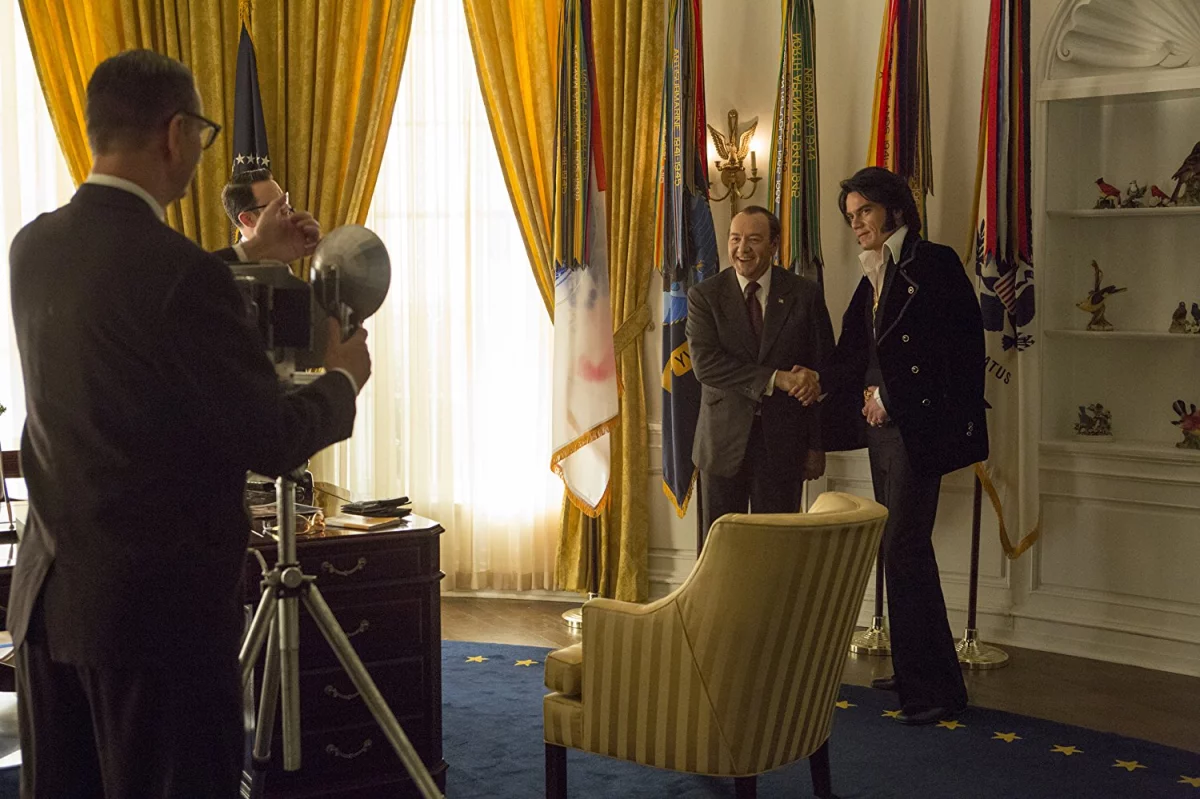 Elvis & Nixon Still