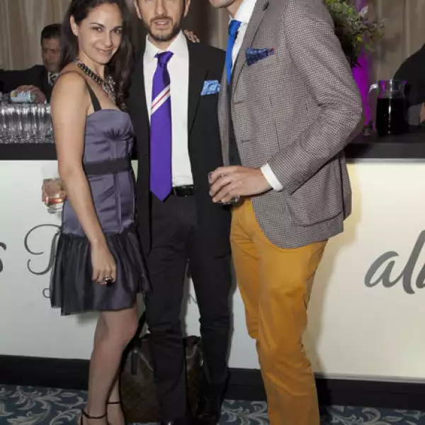 Paulina y Óscar Madrazo con Juan José Acevedo