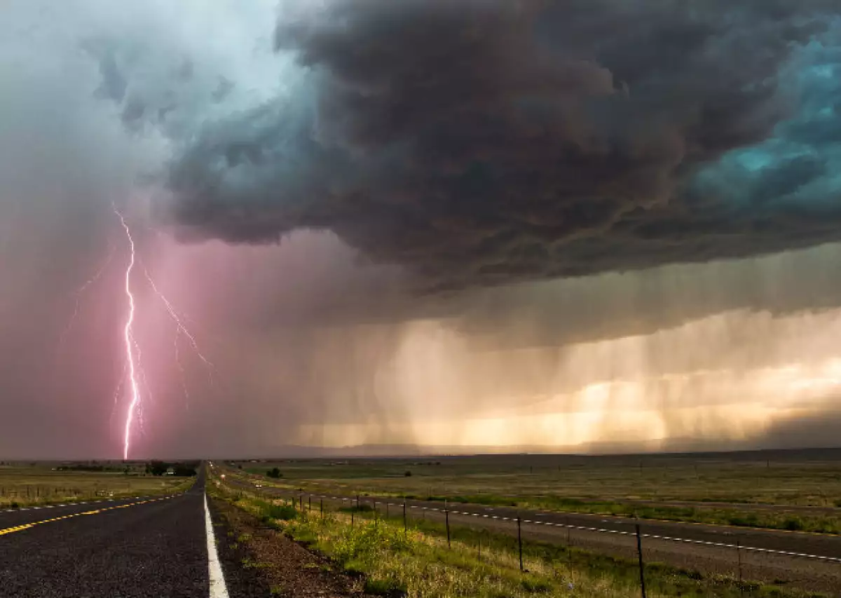 lluvia con rel�mpagos
