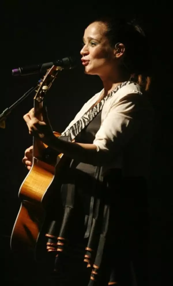 Si Julieta compone una canción para su bebé no la publicaría.
