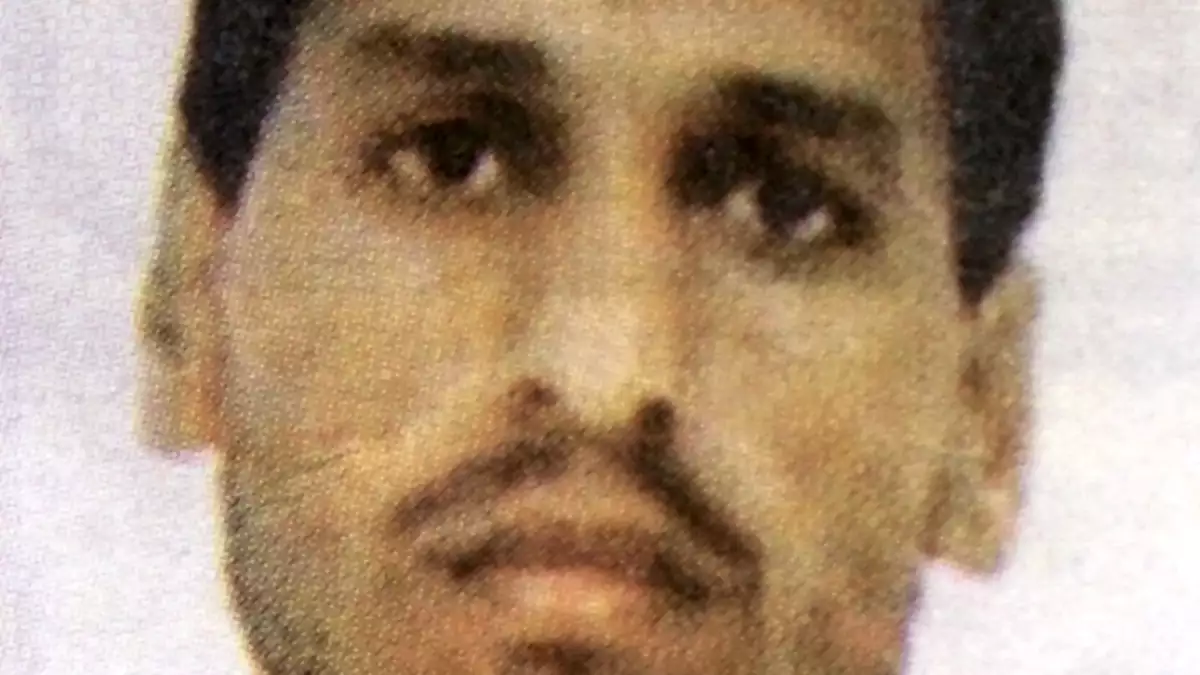 - Una imagen de folleto de archivo sin fecha muestra al líder militar palestino del movimiento radical de Hamas, Mohammed Deif, en un lugar desconocido. El principal comandante militar de Hamas, Mohammed Deif, ha sobrevivido a cinco intentos de asesinato israelíes y ha sido desafiado de nuevo en las últimas semanas, el ejército más fuerte de Oriente Medio, el 10 de agosto de 2014.