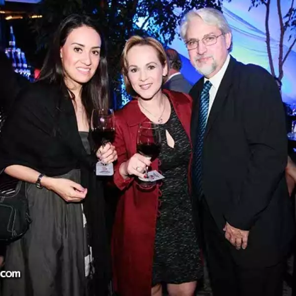 Claudia Juárez,Georgina Estrada y Eduardo Massa