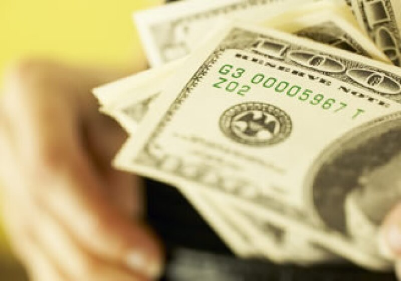 El dólar estadounidense despidió la semana al alza frente al peso mexicano. (Foto: Jupiter Images)