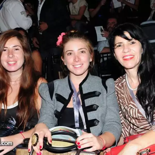 Pauli Castro,Cristy Castro,Beatriz Ogando