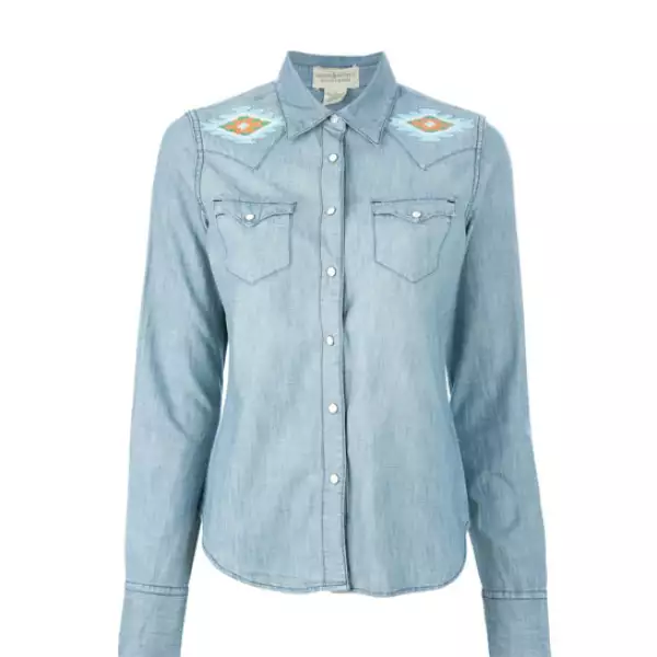 Ralph Lauren apostó por las camisas de denim.