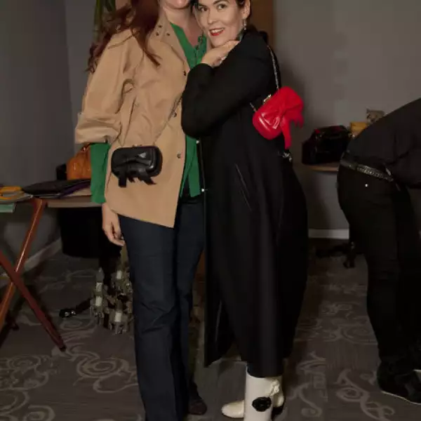 Ivonne Olimon,Nina Olimon