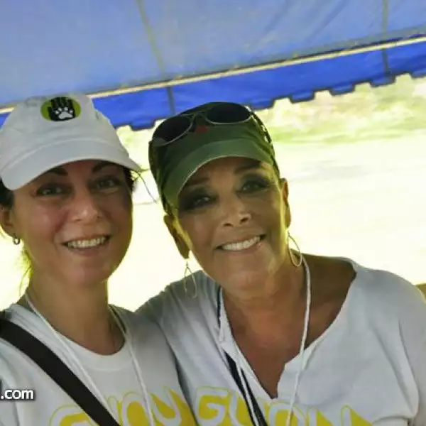 Paty Muñoz y Sylvia Pasquel