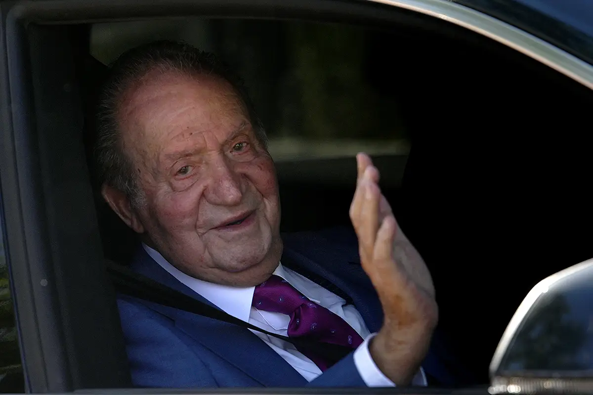 TOPSHOT-SPAIN-ROYAL-POLITICS