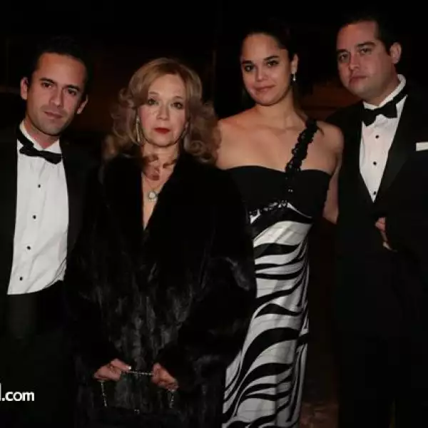 Jorge Velasco,Beatriz Preciado,Carolina Velsco,Alejandro Lopez Garcia