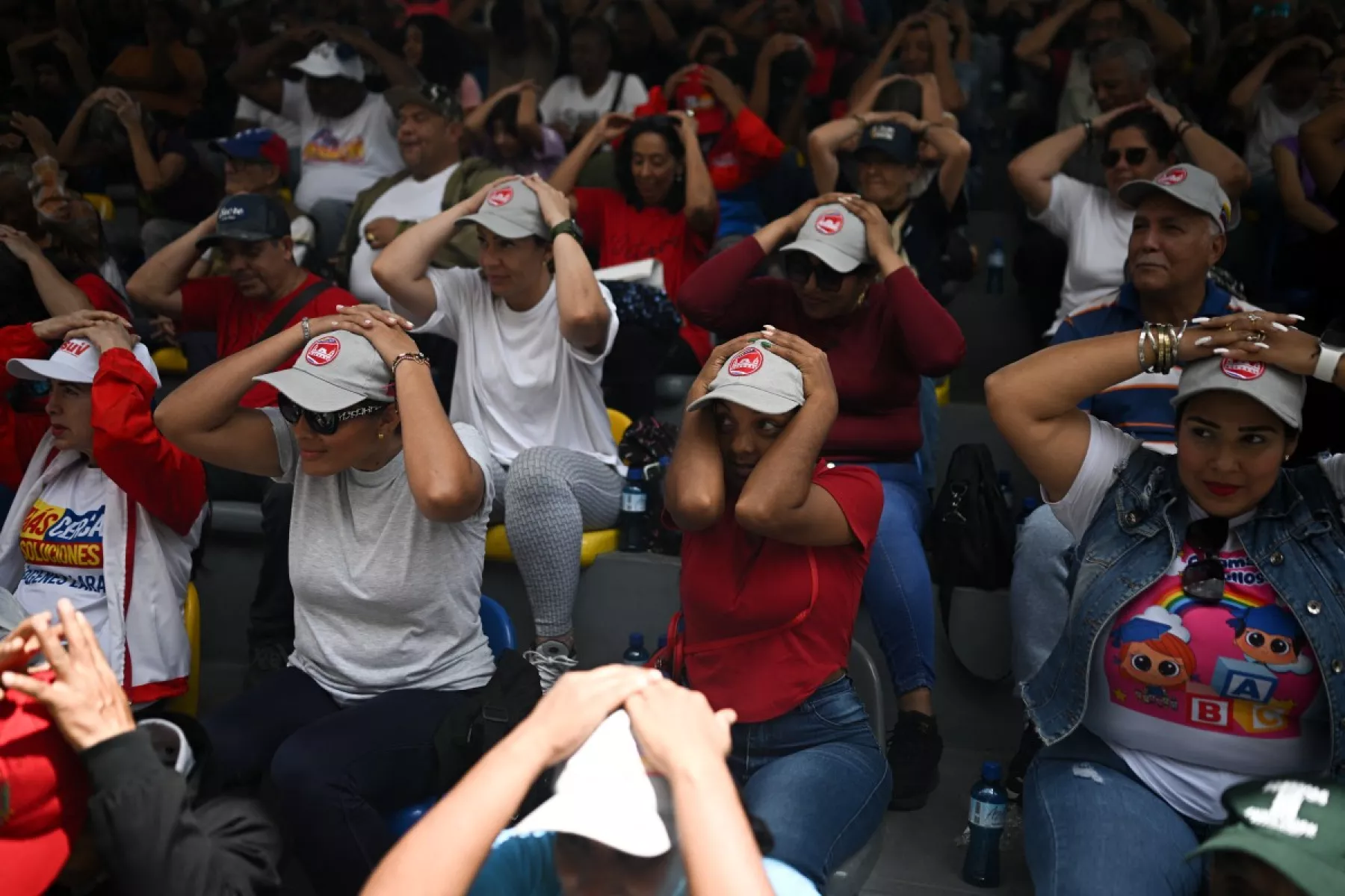 Ante “amenaza” de EU, Venezuela realiza simulacro y ejercicios militares