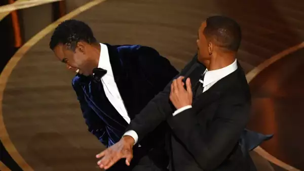 Will Smith golpea a Chris Rock en los Oscar 2022