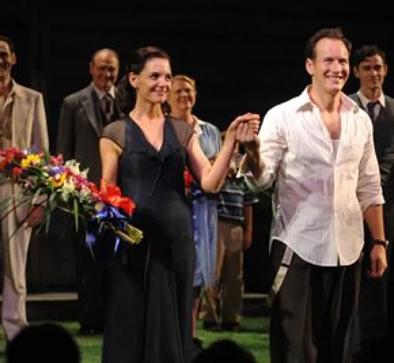 El estreno oficial de ‘All My Sons’ en Broadway fue todo un éxito, la hija del escritor de la obra considera a la actriz perfecta para el papel.