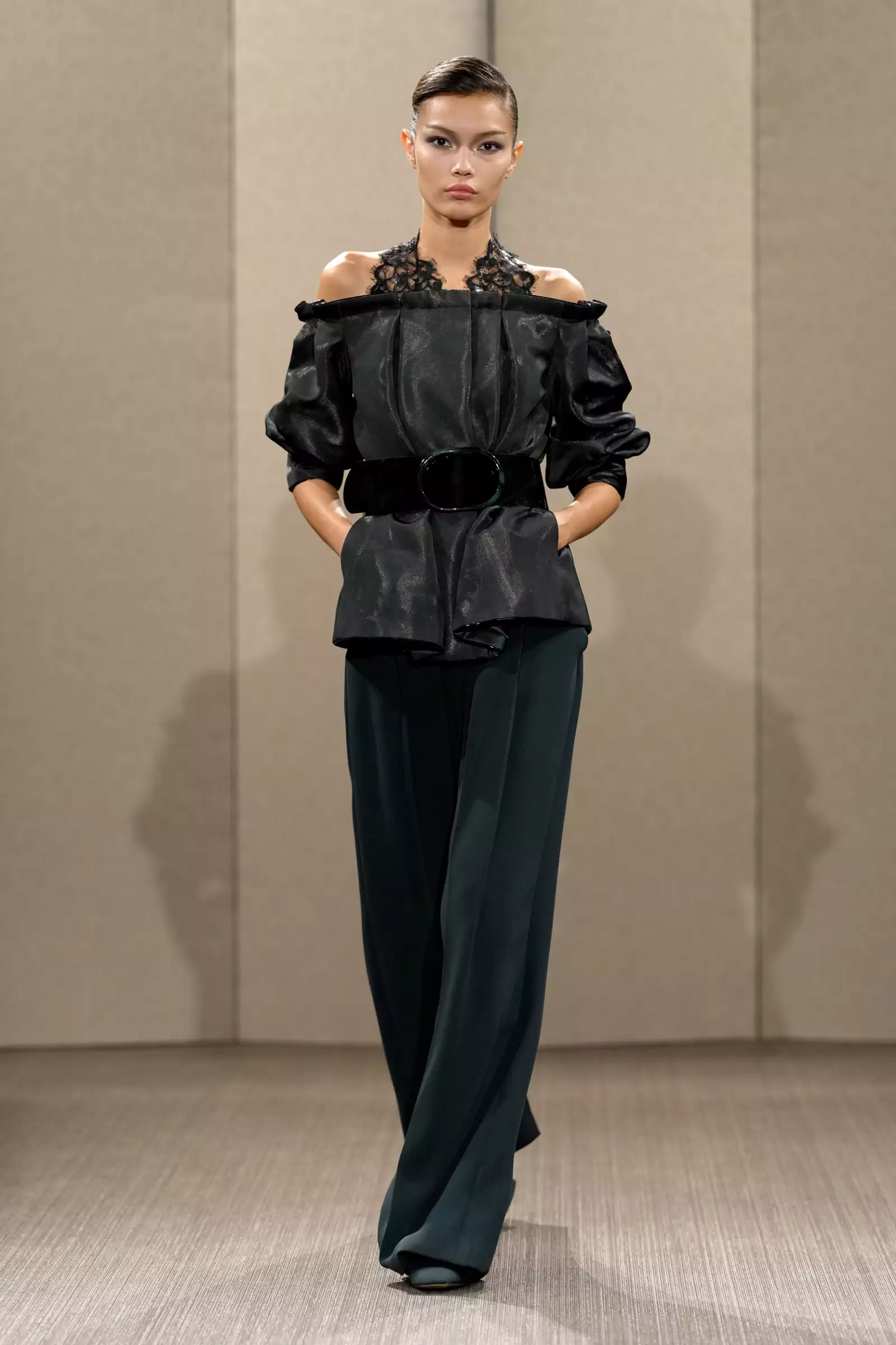 Armani Prive HC F26 003.jpg