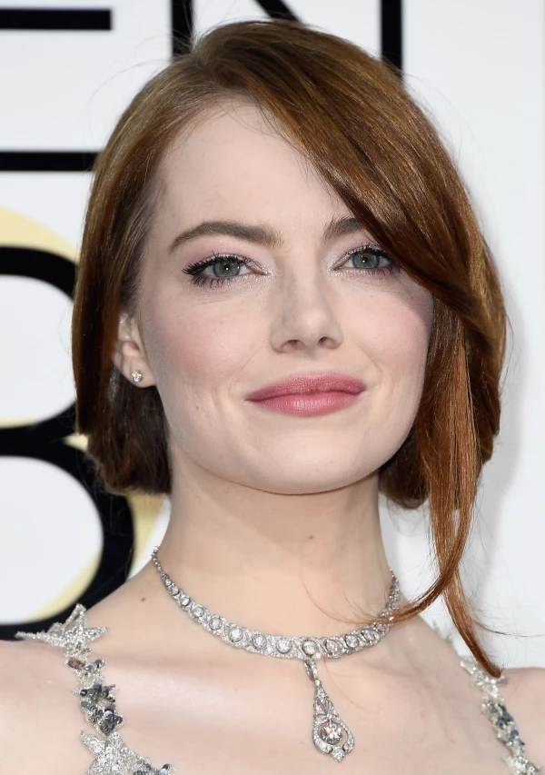 Emma Stone beauty look