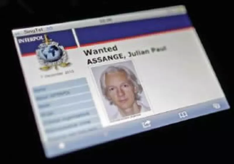 El grupo Anonymous lanzó campañas para colapsar los portales de organizaciones que han retirado sus servicios a WikiLeaks. (Foto: Reuters)