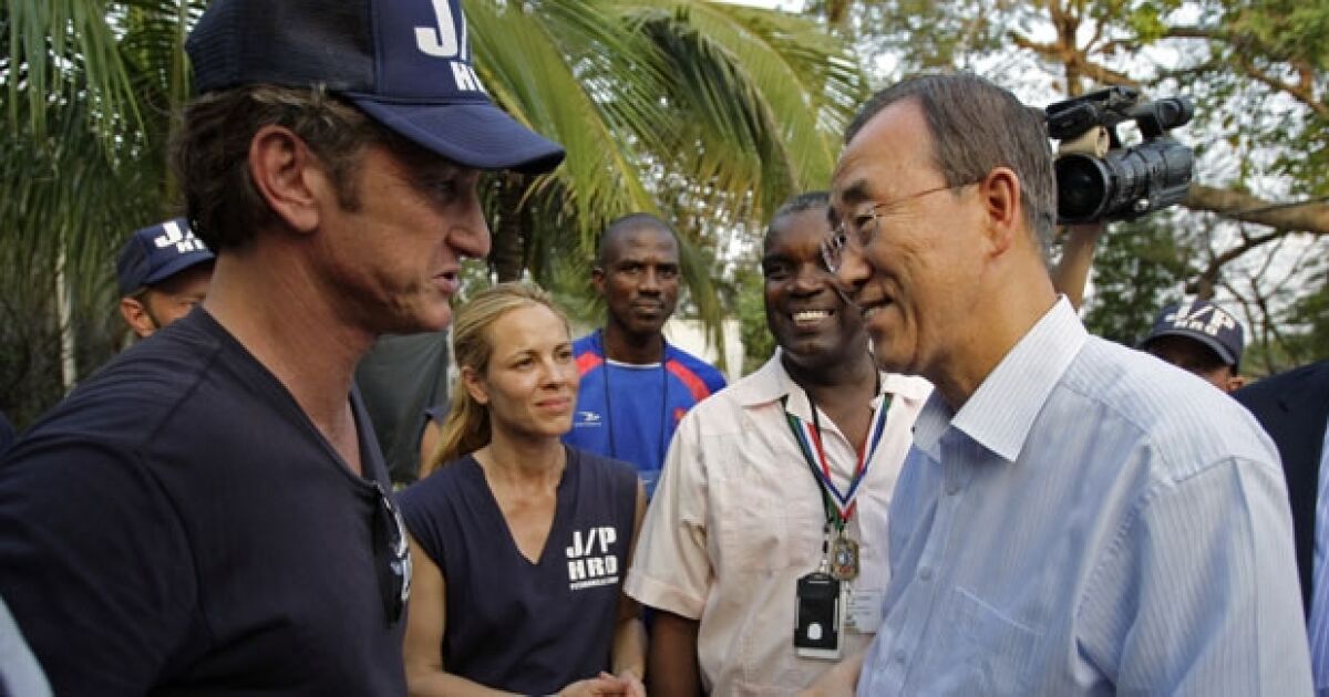 Sean Penn está dedicado a ayudar a Haití(01)