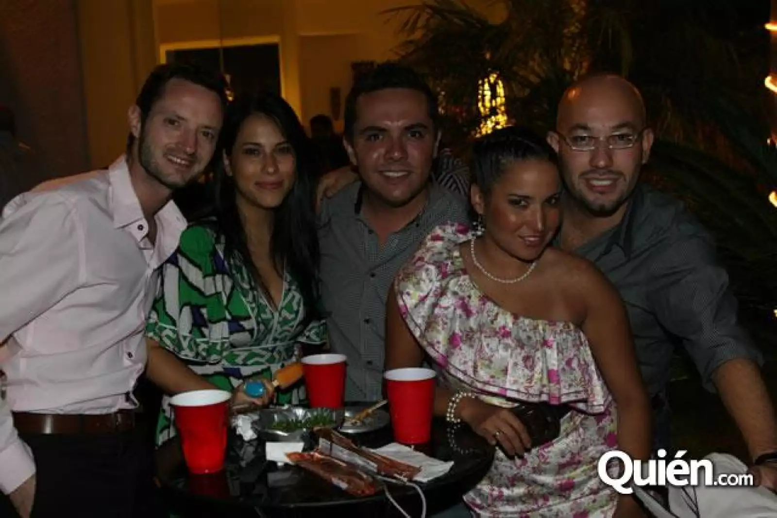 Fiesta de Fernando Lebrija por sus 2 diosas de plata