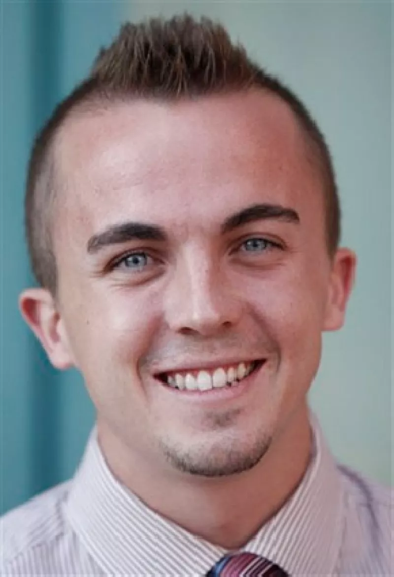 La policía retiró un arma de fuego de la casa de Frankie Muñiz luego de que éste amenazará con matarse enfrente de su novia como ella misma lo declaró.