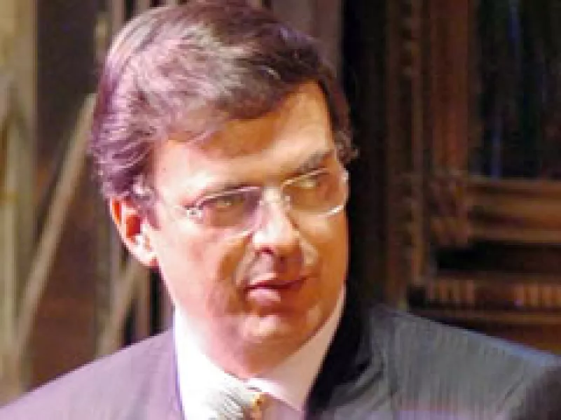 Marcelo Ebrard instó a los capitalinos a prepararse para enfrentar al virus en las próximas semanas. (Foto: Archivo)