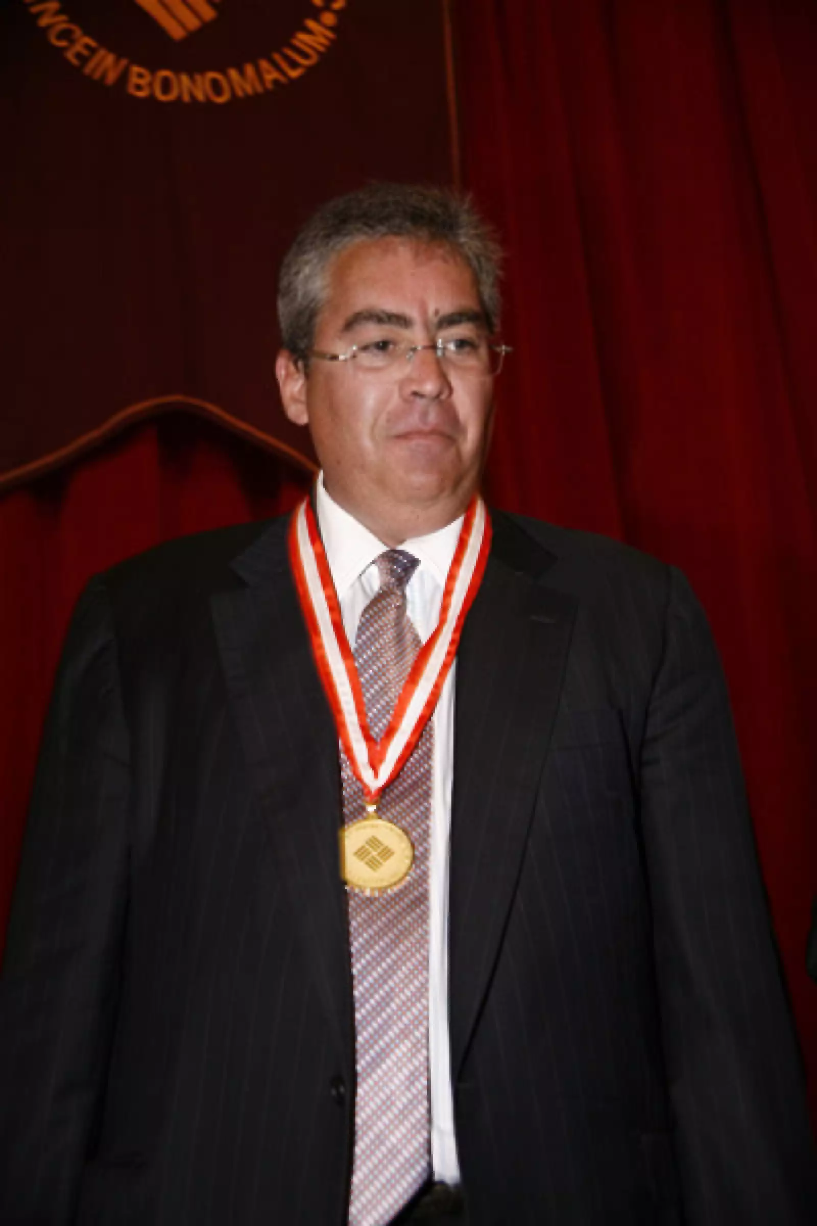 Medalla Anáhuac  a José Antonio Alonso
