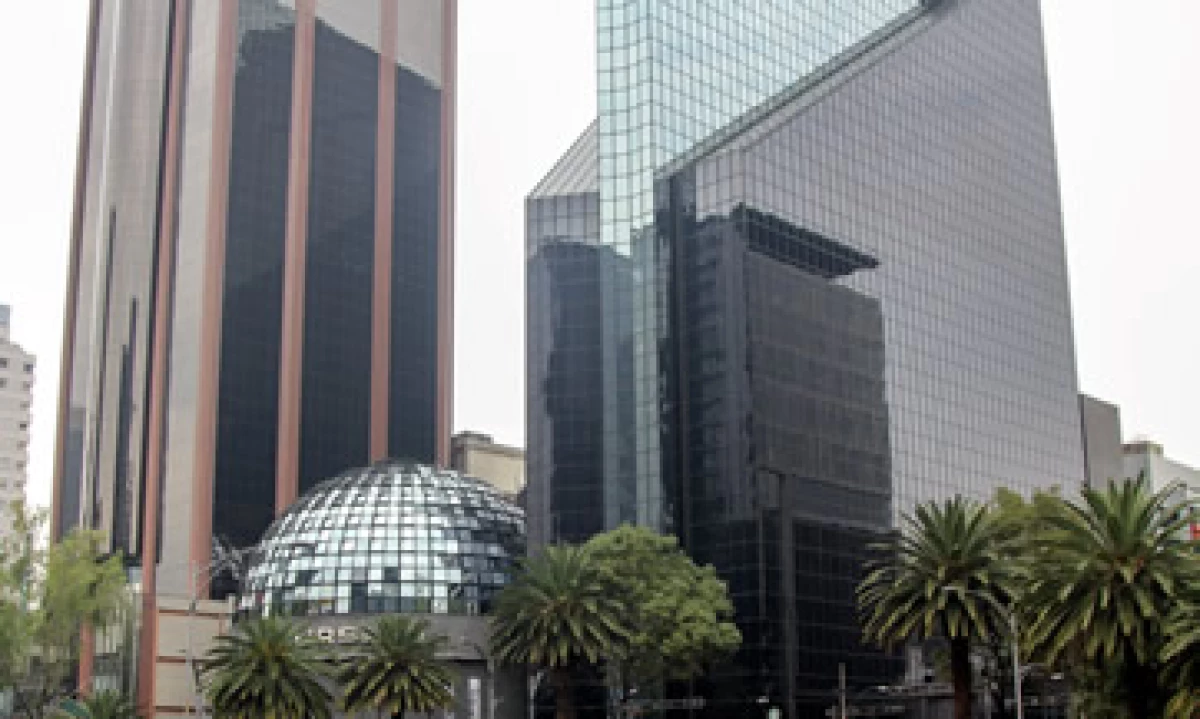 La BMV lanzó un programa de compra de bonos en noviembre pasado para compensar el impuesto por carbono a empresas. (Foto: Cuartoscuro)