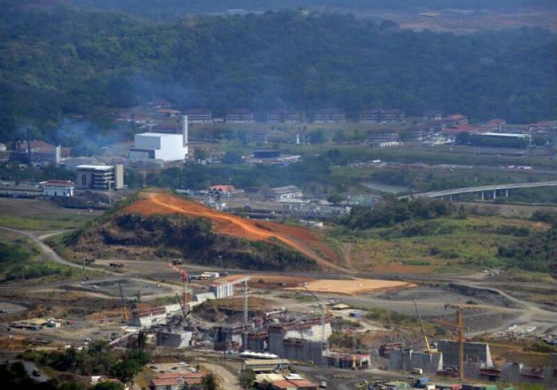La gran mayor�a de los cargueros podr�n ingresar al Canal de Panam�, una vez que haya sido adecuado.
