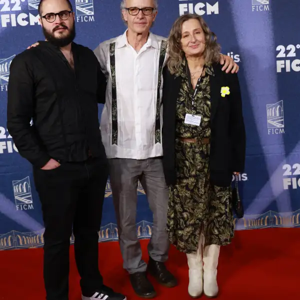 Matias , Juan Carlos Rulfo y Tania Olhovich