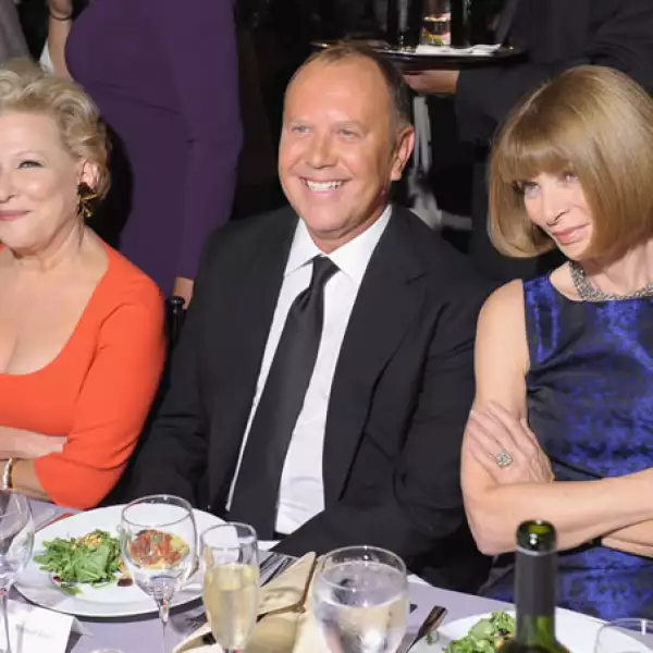 Cenando Bette Middler, Michael Kors y Anna Wintour.