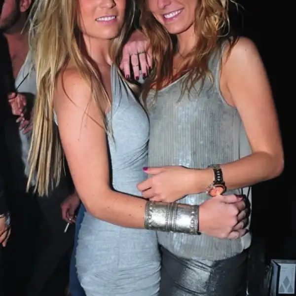 Paula Arango y Michelle Mettey