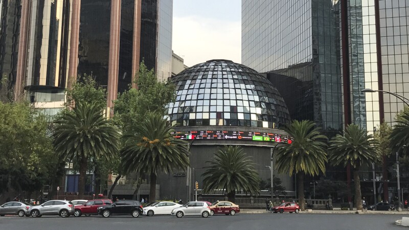 Los mercados estuvieron atentos al mensaje del presidente de la Reserva Federal, Ben Bernanke. (Foto: CNNExpansión)