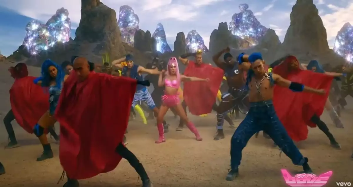 lady-gaga-stupid-love